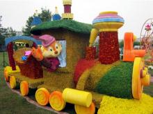 В Набережных Челнах стартовал фестиваль цветов 'Акварель-2016'