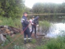 Челнинские спасатели нашли тело 25-летнего жителя Мензелинска, утонувшего в местном озере.