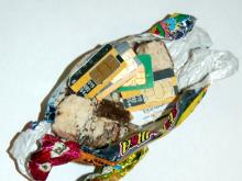 Челнинка пыталась передать сим-карты осужденному в колонию №4 вместе с конфетами