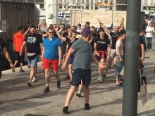 Столкновение английских и российских болельщиков предотвратили полицейские из России