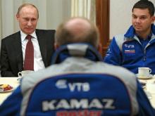 Команда 'КАМАЗ-мастер' обратилась к Владимиру Путину за деньгами на участие в ралли 'Дакар 2017'