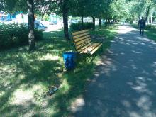 Тротуар на улице Татарстан превратился в сквер