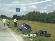 Возле села Кичуй столкнулись три автомобиля: 'Мазда', 'Фиат' и 'ВАЗ-2107'. Один водитель погиб