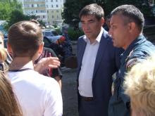 Часть жителей дома 53/28 требует переселить их в новое жилье