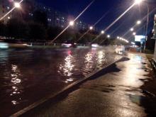 Крупная авария на теплопроводе. В шести комплексах отключили горячую воду на 2 дня