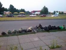 Волонтеры собрали с 4 соток за торговым центром 41 мешок мусора!