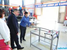 Наиль Магдеев съездил посмотреть на завод хоккейных клюшек Даниса Зарипова