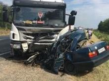 В аварии с участием автомобилей 'Скания' и 'Вольво' в Татарстане на трассе М-7 погибли 5 человек