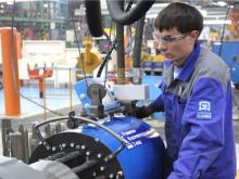 «КАМАЗ» привез на международную выставку гибрид компьютера и гайковёрта 