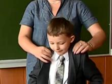 В новой школе №30 заставляли родителей покупать школьную форму у одного поставщика