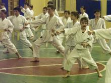 Подросткам с трудной судьбой в Челнах предлагают заняться единоборствами, футболом и хоккеем