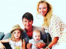 Алексей Ягудин и Виктория Дайнеко пообещали своим детям стать терпимее к ним. А ты?(видео)