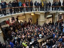 Продажи смартфонов iPhone7 не вызвали ажиотажа в Набережных Челнах