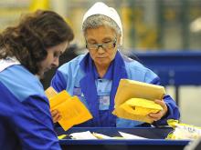 Из 124 тысяч челнинских пенсионеров почти 39 тысяч еще работают