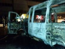 Водитель ушел, выключив двигатель. Его автобус «Фиат Дукато» сгорел через 5 минут