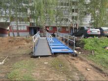 В 25-м комплексе устанавливают четыре лестницы за 424 тысячи рублей