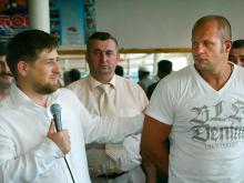  Детские бои в Грозном: комментарии Сергея Акульчева и Рамзана Кадырова