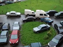 Большинство опрошенных автовладельцев предпочитает ставить машину как можно ближе к дому