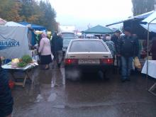 Сармановский тракт: машины и люди столкнулись на ярмарке