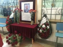 «Его хотели снять с должности заведующего кафедрой, это его и добило».