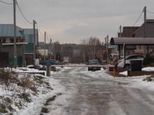 Шлагбаум на улице Майской: на этой улице повадились оставлять закладки наркоторговцы