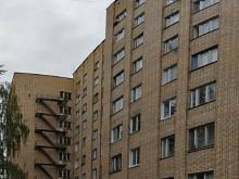 Труп челнинца пролежал в общежитии в поселке ГЭС не меньше трех дней