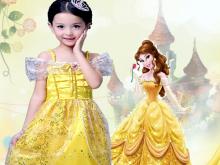 Принцесса Белль, Супермен и Дед Мороз: Взрослые и дети выбрали образы на Новый год