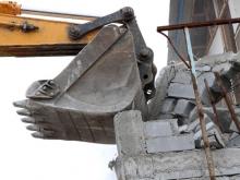 Владелец дома в Татарстане убедил судебного пристава соврать, что его дом снесен за нарушения закона