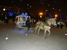 Дед Мороз, Снегурочка и Наиль Магдеев зажгли главную новогоднюю елку (фото + видео)
