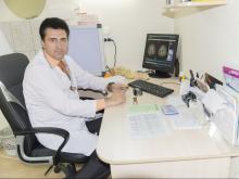 С Новым годом!: Директор медицинской клиники, невролог Дмитрий Попов