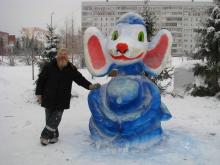 Новогодними ледяными фигурами челнинских художников оформлены Заинск и Елабуга