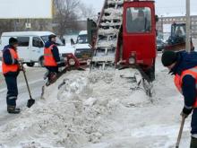 Уборка снега, 12 февраля: 25 комплекс, бульвар Рубаненко, улица Титова