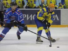 Хоккейный клуб 'Челны' разгромил в Смоленске команду 'Славутич' со счетом 8:3