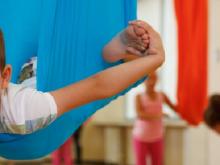 В Набережных Челнах погиб 8-летний мальчик, который в одиночку решил позаниматься аэройогой