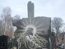 Горисполком: Высота памятников на могилах в Челнах не может превышать 2 метров