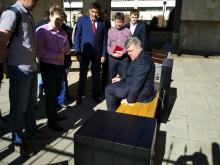 В Набережных Челнах предлагают установить 'умные скамьи' за 60 тысяч рублей