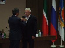 Дважды почетный