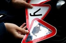 Начинающий водитель должен иметь меньше прав