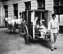 114 лет назад в России впервые появилась станция «скорой помощи».