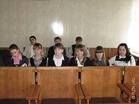 Школьники - в суде Набережных Челнов