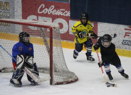 Атака начинается у своих ворот. Атака начинается у своих ворот.