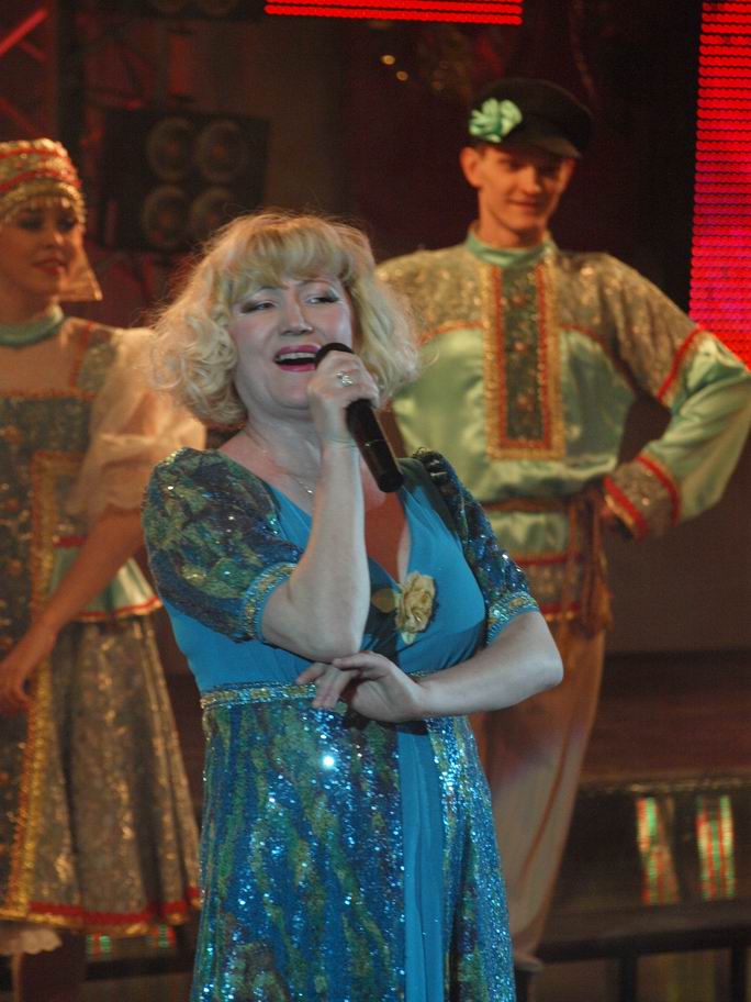 &laquo;Кама-речка, сердце успокой, вороти душе потерянный покой&raquo;, - поет Валентина Сидорова.