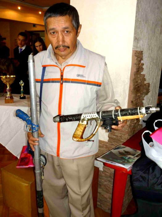 Подводный охотник из клуба