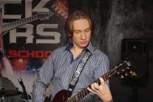 Школа рока Набережных Челнов собрала своих учеников и выпускников на вечеринку без алкоголя