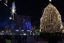 В Любляне президенту удалось прогуляться по улочкам города только поздним вечером