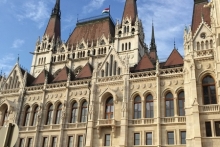 В Будапеште Минниханов сфотографировал здание парламента Венгрии 