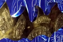 Археологические ценности, выставленные в самой высокой башне Ирана 'Бордже Милад'.