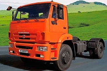 Главного дизайнера 'КАМАЗа' наградили золотой медалью Российской академии художеств