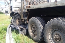 На трассе Чистополь - Альметьевск автомобиль 'Приора' залетел под автокран