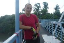 Зачем человеку прыгать с моста?